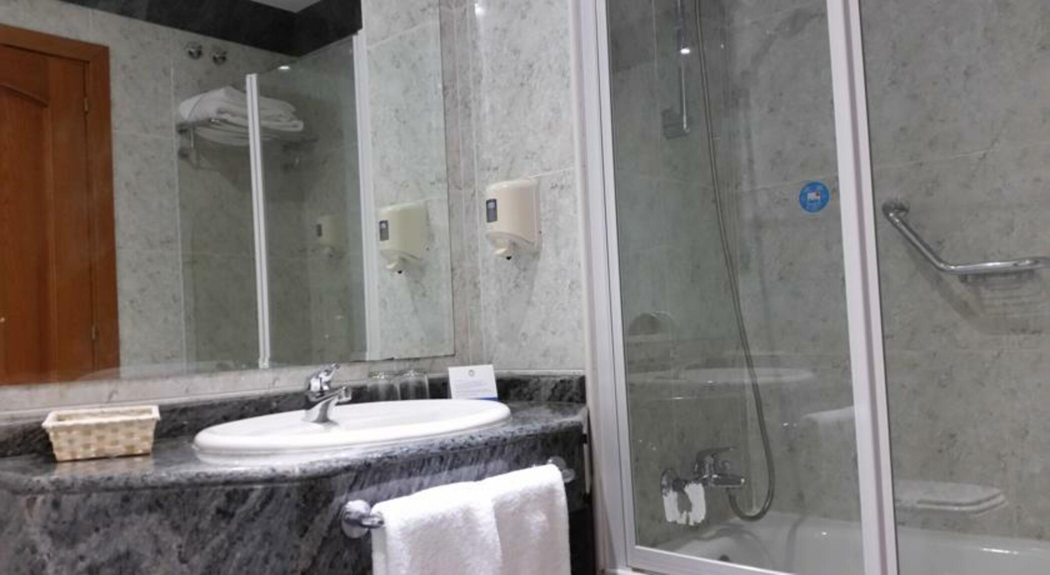 Hotel Humanes ウマネス・デ・マドリード エクステリア 写真